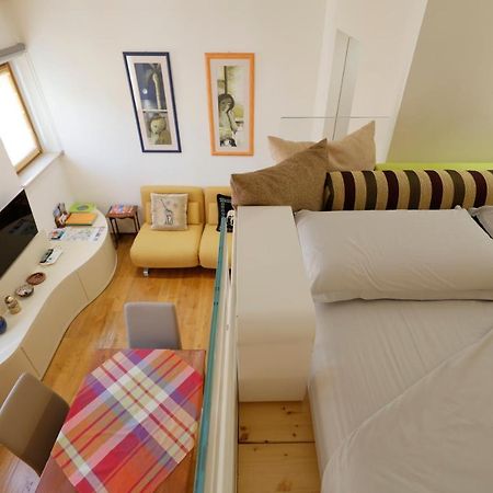 Siena Uptown - Sabrina'S Cozy Apartment Exterior foto